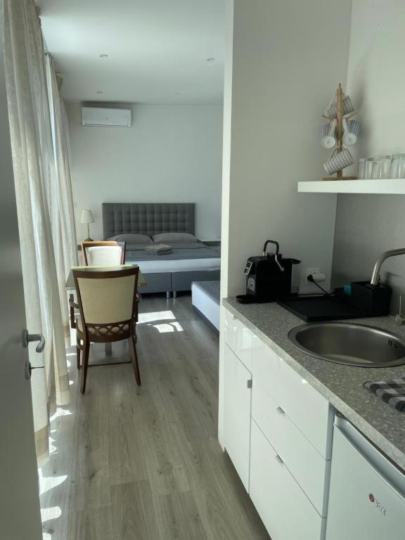 R41 - Tivoli Groundfloor Apartment Ljubljana Ngoại thất bức ảnh