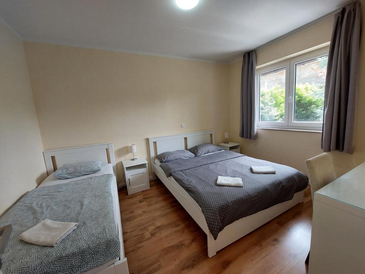 R41 - Tivoli Groundfloor Apartment Ljubljana Ngoại thất bức ảnh